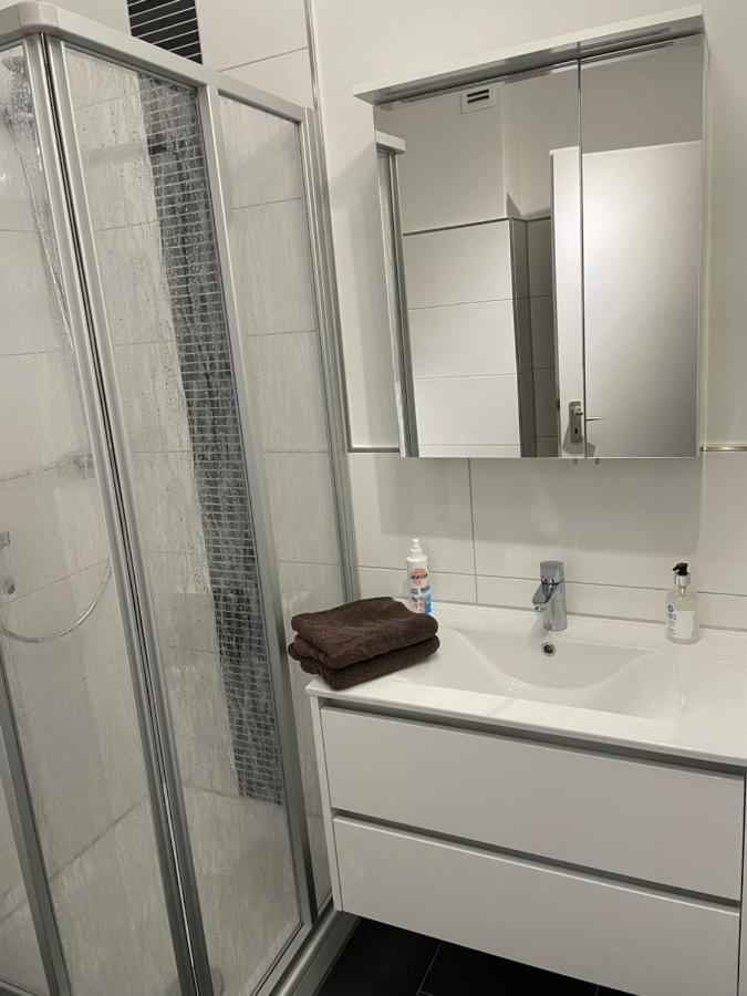 Wilhelms Havenkoje - Gemuetliches Innenstadtappartment Вільгельмсгафен Екстер'єр фото